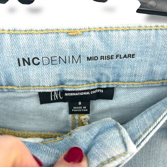 Macy's INC International Concepts Mid Rise Flare Jeans Size 8 Distressed Knee - Picture 8 of 10